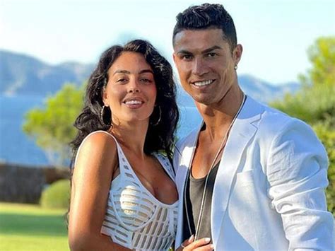 esposa de ronaldo cristiano.